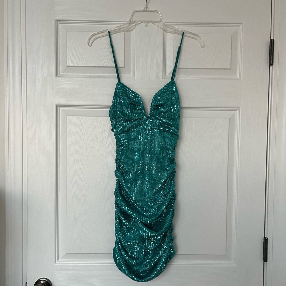 Cousin Couture Teal Sequin Formal Body Con Mini Dress